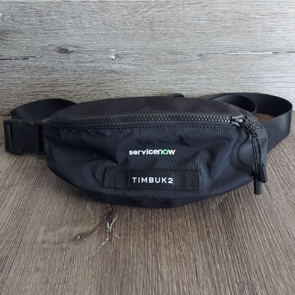 Timbuk2 - Slacker Chest Pack / Fanny Pack